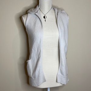 Benedetta B vest w hoodie L-15